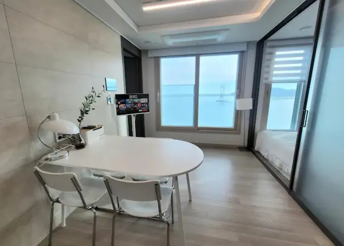 아파트 Busan#gwanganli#hot Place#healing 부산광역시